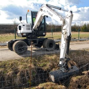 xe xúc đào bánh lốp Bobcat E55W