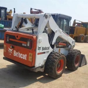 Xe xúc lật Bobcat S650