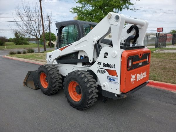 Xe xúc lật Bobcat S850