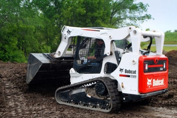 Xe xúc lật bánh xích Bobcat T650