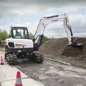 xe xúc đào bánh xích Bobcat E80