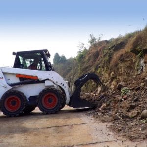 Xe xúc trượt Bobcat S16