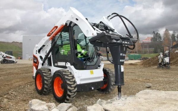 Xe xúc trượt Bobcat S510