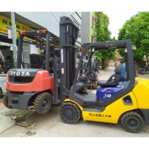 Xe nâng dầu Komatsu 3 tấn