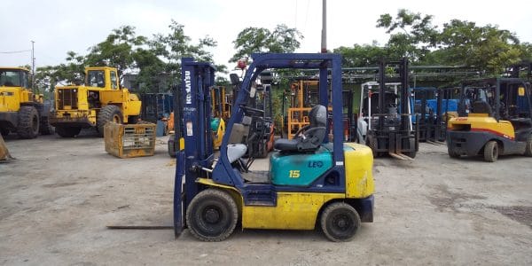 Xe nâng dầu Komatsu 1,5 tấn