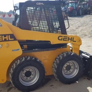 xe xúc lật Skid Loader GEHL R165