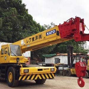 xe cẩu bánh lốp Kato 35 tấn