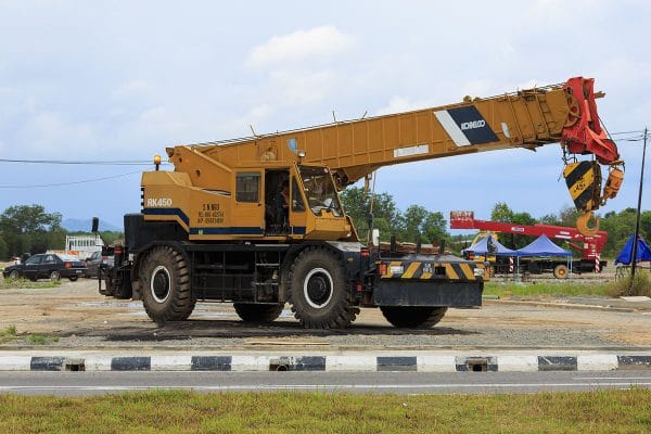 Xe cẩu bánh lốp Kobelco 45 tấn