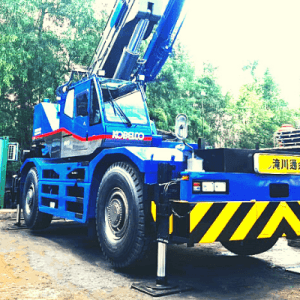 Xe cẩu bánh lốp Kobelco 50 tấn