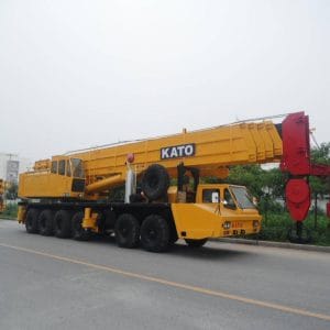 Xe cẩu bánh lốp Kato 120 tấn