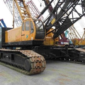 xe cẩu bánh xích Kobelco 100 tấn