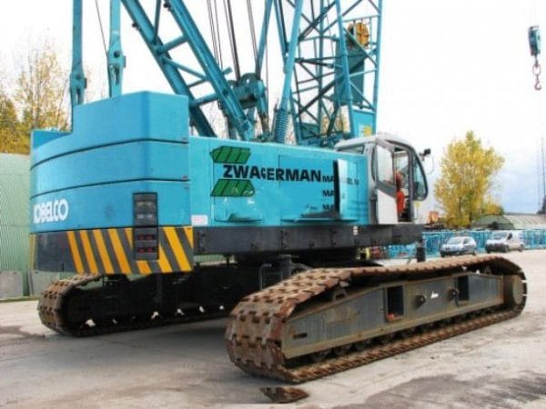 Xe cẩu bánh xích Kobelco 100 tấn