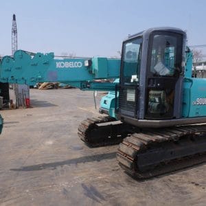 Cho thuê xe cẩu bánh xích mini 4.9 tấn KOBELCO