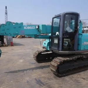 Cho thuê xe cẩu bánh xích mini 4.9 tấn KOBELCO
