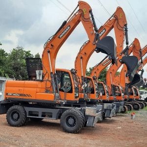 Máy xúc Doosan bánh lốp DX140W