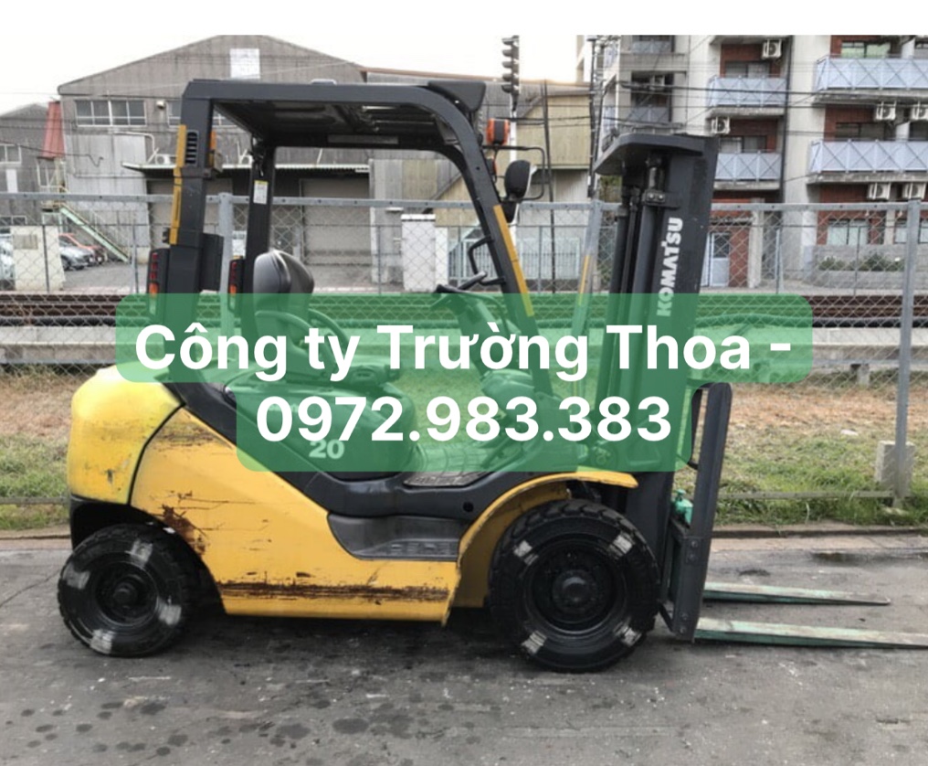 Công ty Trường Thoa xe nâng dầu Komatsu FD20T-17