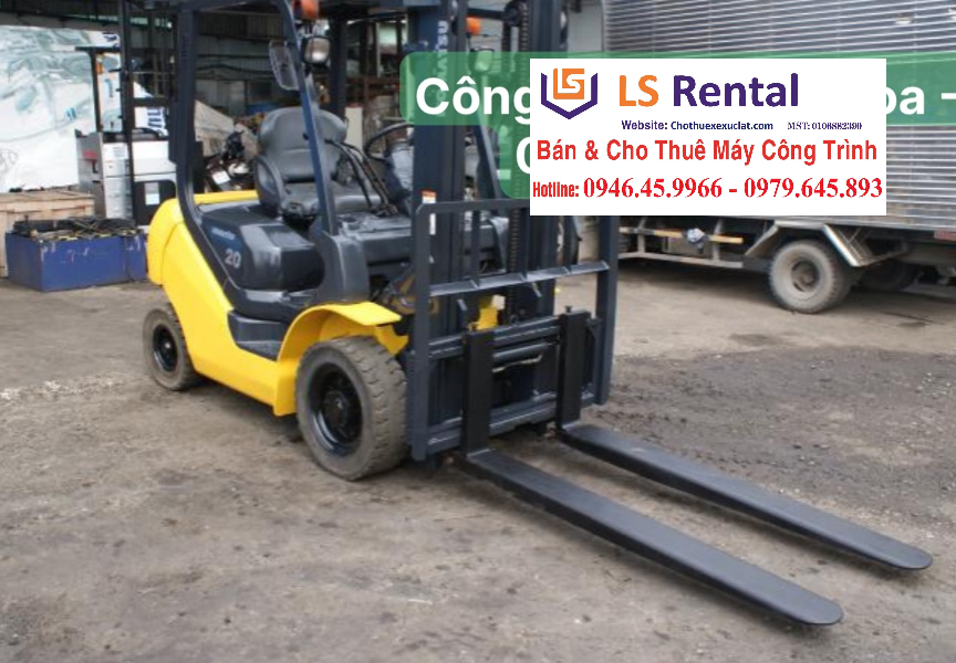 Cho thuê xe nâng dầu Komatsu FD20T-17