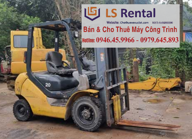 Bàn giao xe nâng dầu Komatsu FD20T-17 t